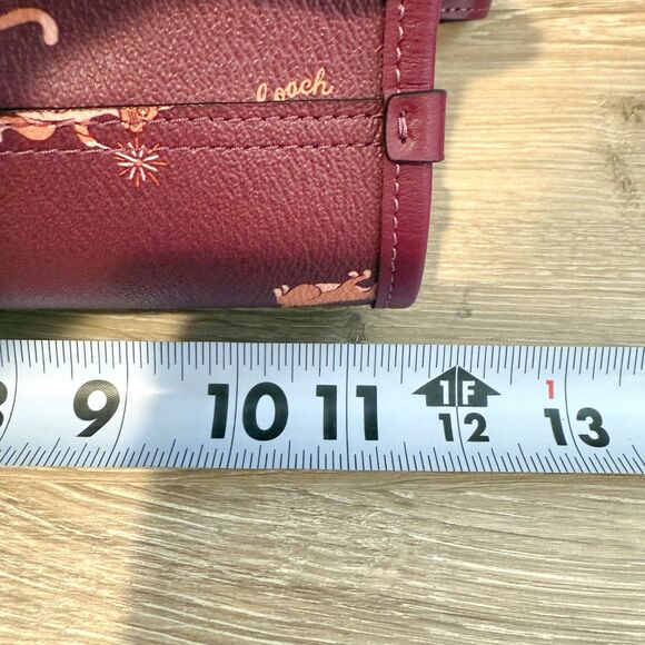 Coach Reversible City Tote Party Cat Print Maroon Berry Canvas Large Classic - Picture 16 of 16